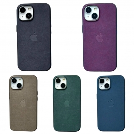 FineWoven Case iPhone 15 Taupe