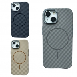 Carbon Pattern Slim Magsafe iPhone 15 Gold