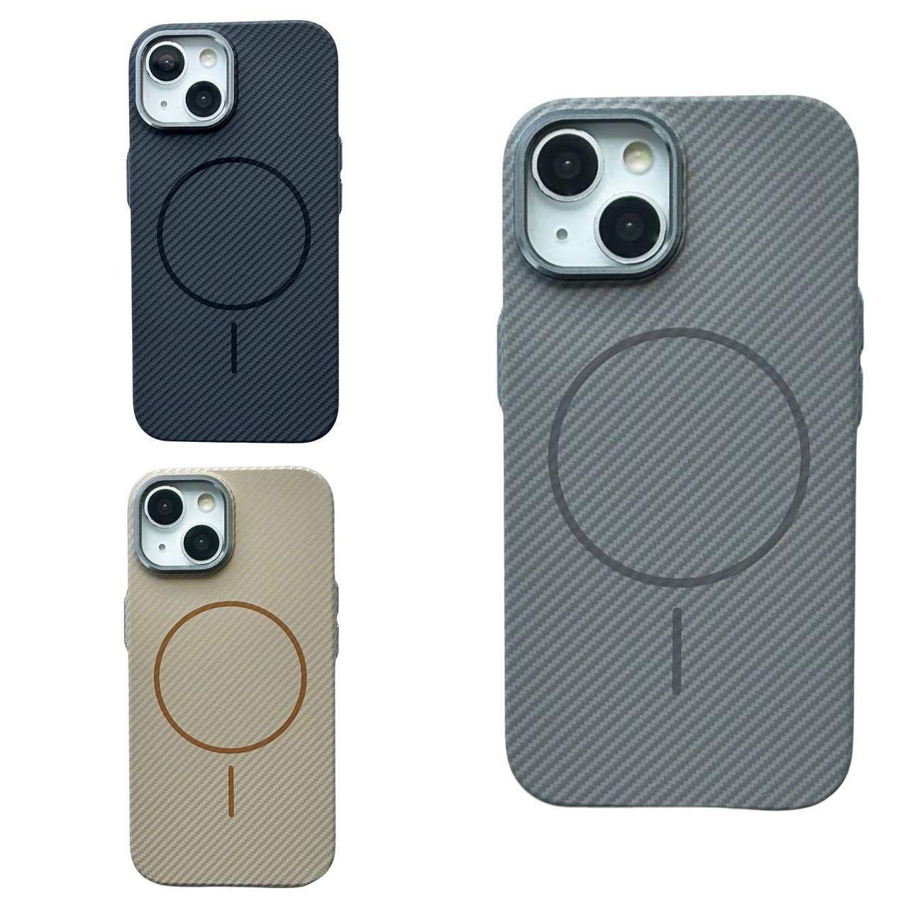 Carbon Pattern Slim Magsafe iPhone 15 Gold - 2