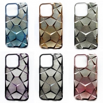 3D Diamond iPhone 15 Silver