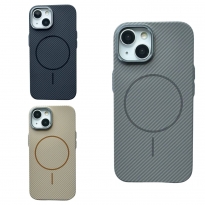 Carbon Pattern Slim Magsafe iPhone 15 Gold